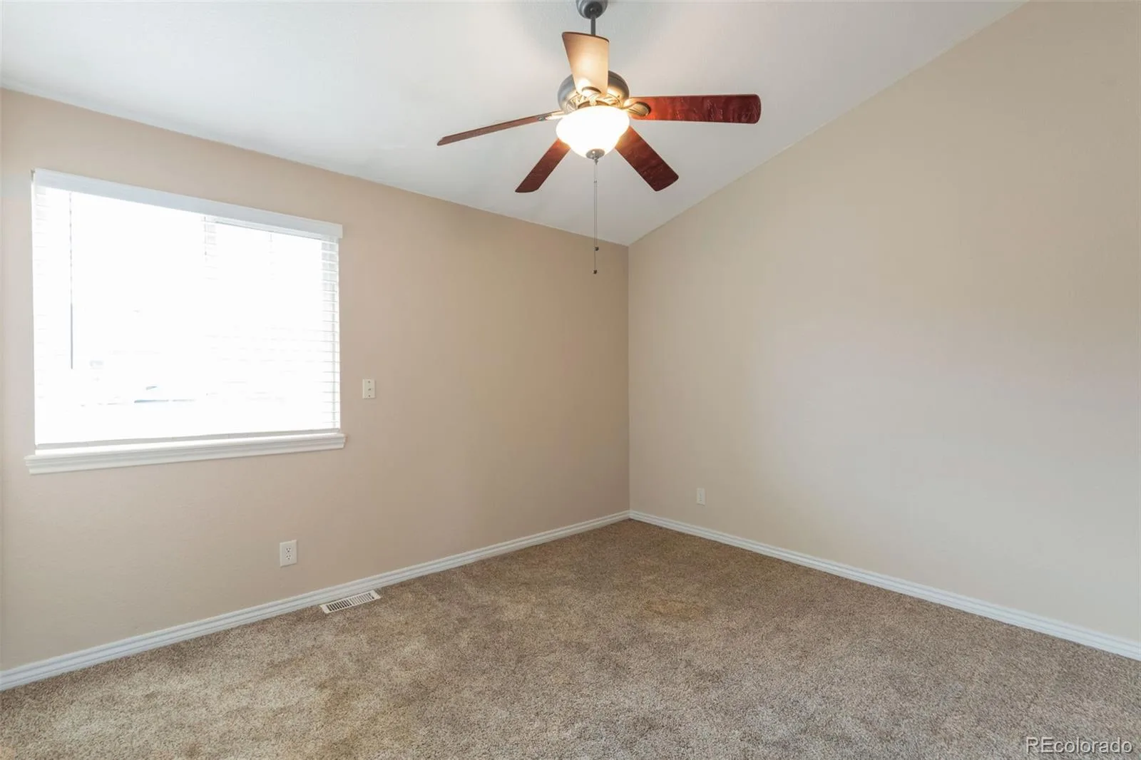 18102 E Bethany Place Aurora CO 80013 | MLS #REC4028114 07302026151905 1600 17