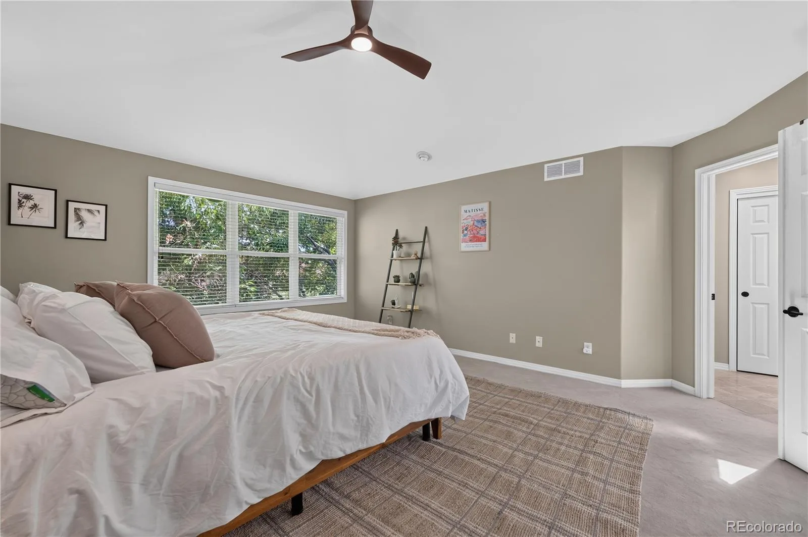 558 S Elm Street Denver CO 80246 | MLS #REC4028342 08282026151813 1600 33