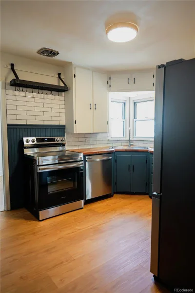 3019 S Logan Street Englewood CO 80113 MLS #REC4029433 06262026170222 800 7