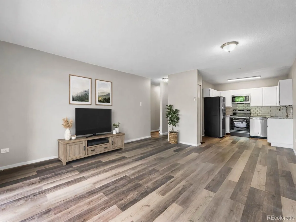 795 S Alton Way #11C Denver CO 80247 MLS #REC4029931 06022026120804 1200 2