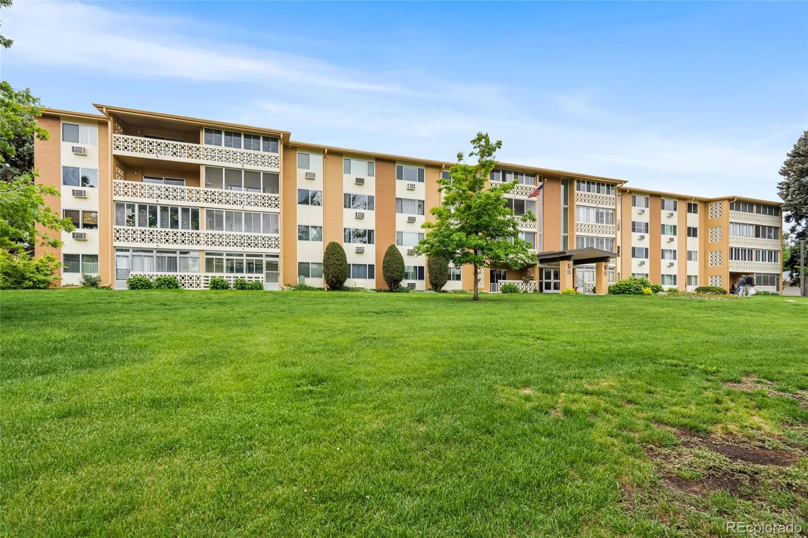 795 S Alton Way #11C Denver CO 80247 MLS #REC4029931 06022026120804 1600 12