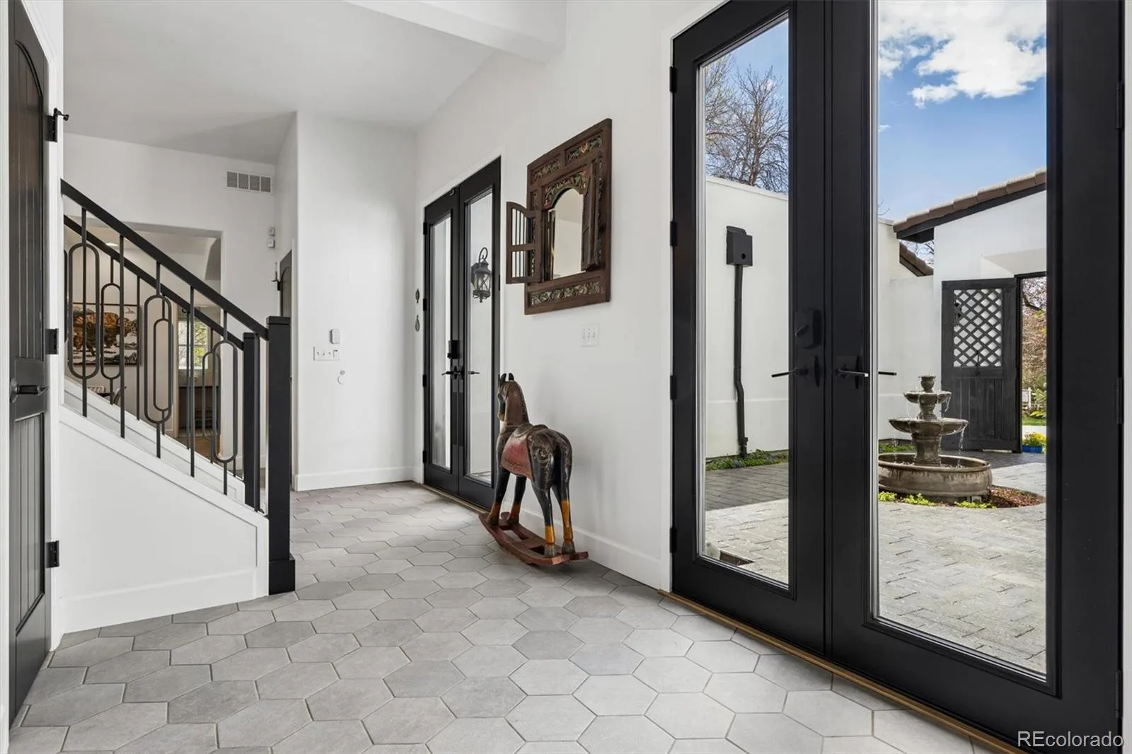2500 S Jackson Street Denver CO 80210 MLS #REC4030063 06022026210200 1600 3