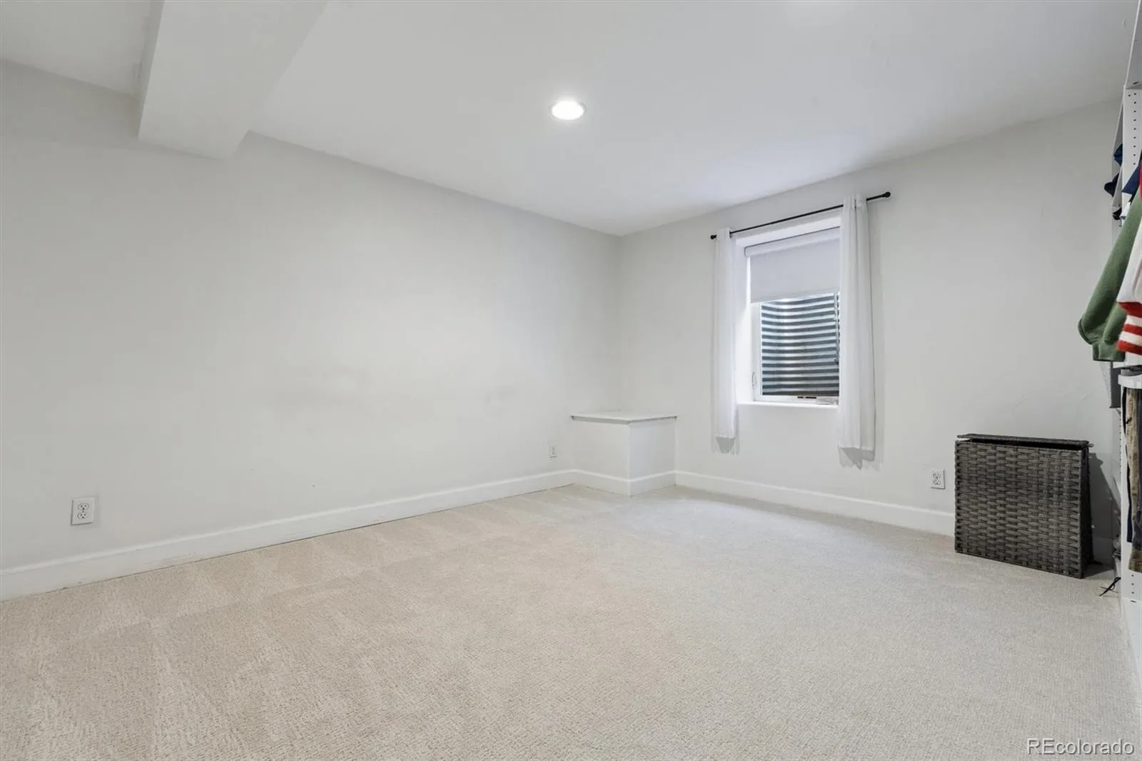2500 S Jackson Street Denver CO 80210 MLS #REC4030063 06022026210200 1600 39