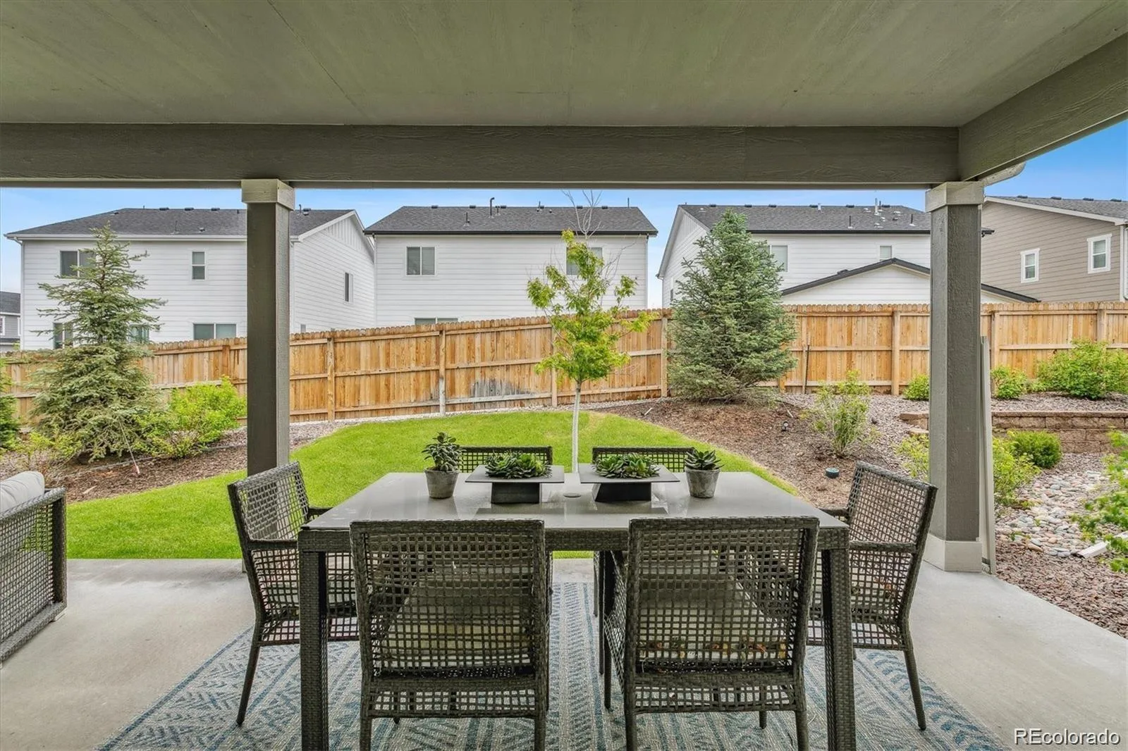 348 Vista Cliff Circle Castle Rock CO 80104 | MLS #REC4031370 08222026063115 1600 35