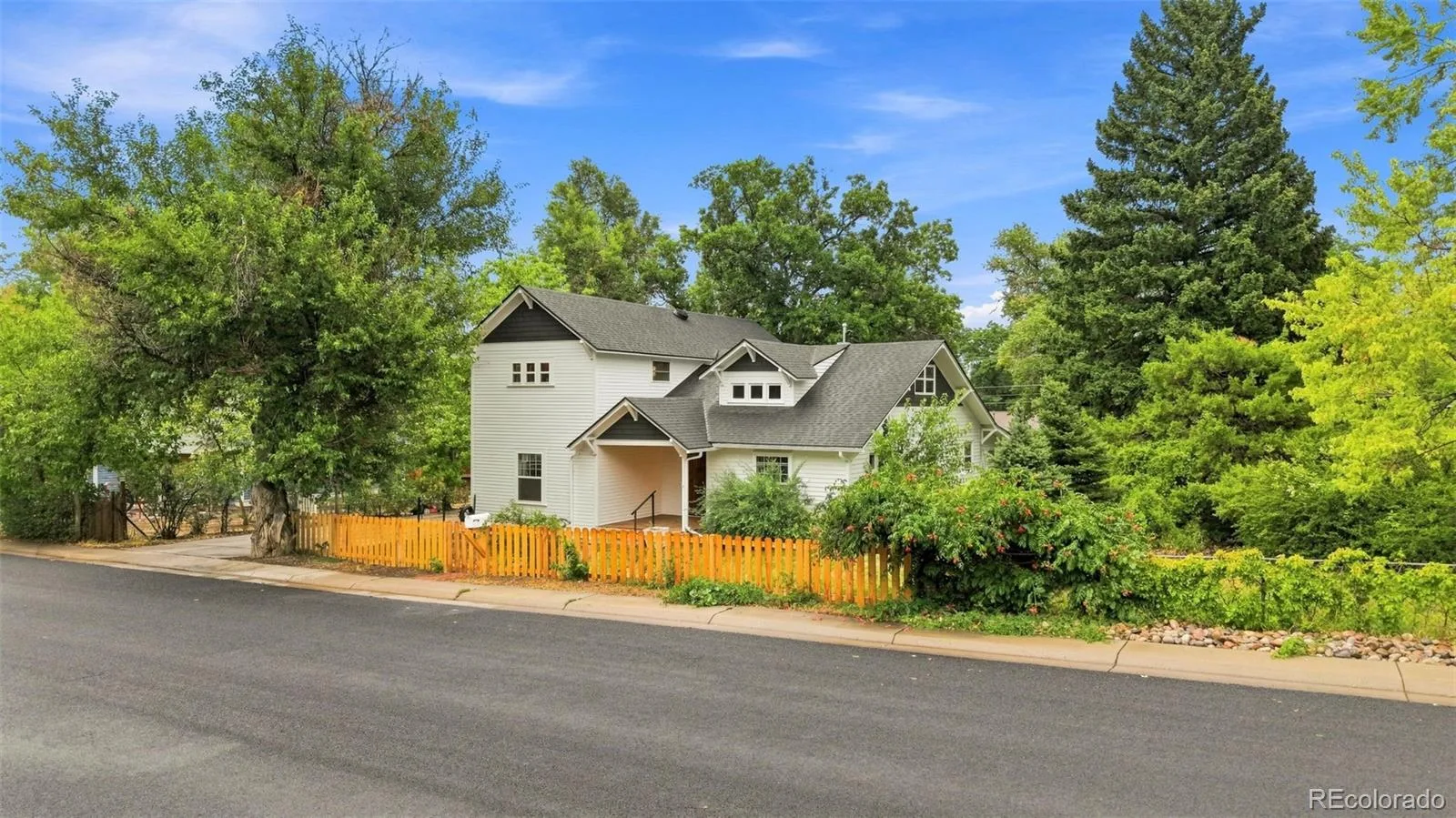 6520 S Windermere Street Littleton CO 80120 | MLS #REC4031666 08142026130324 1600 48