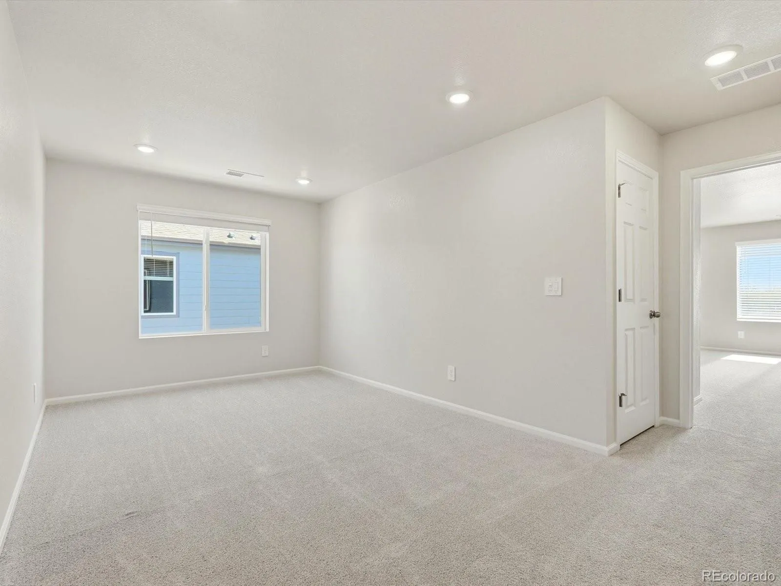 04072026225215 1600 15