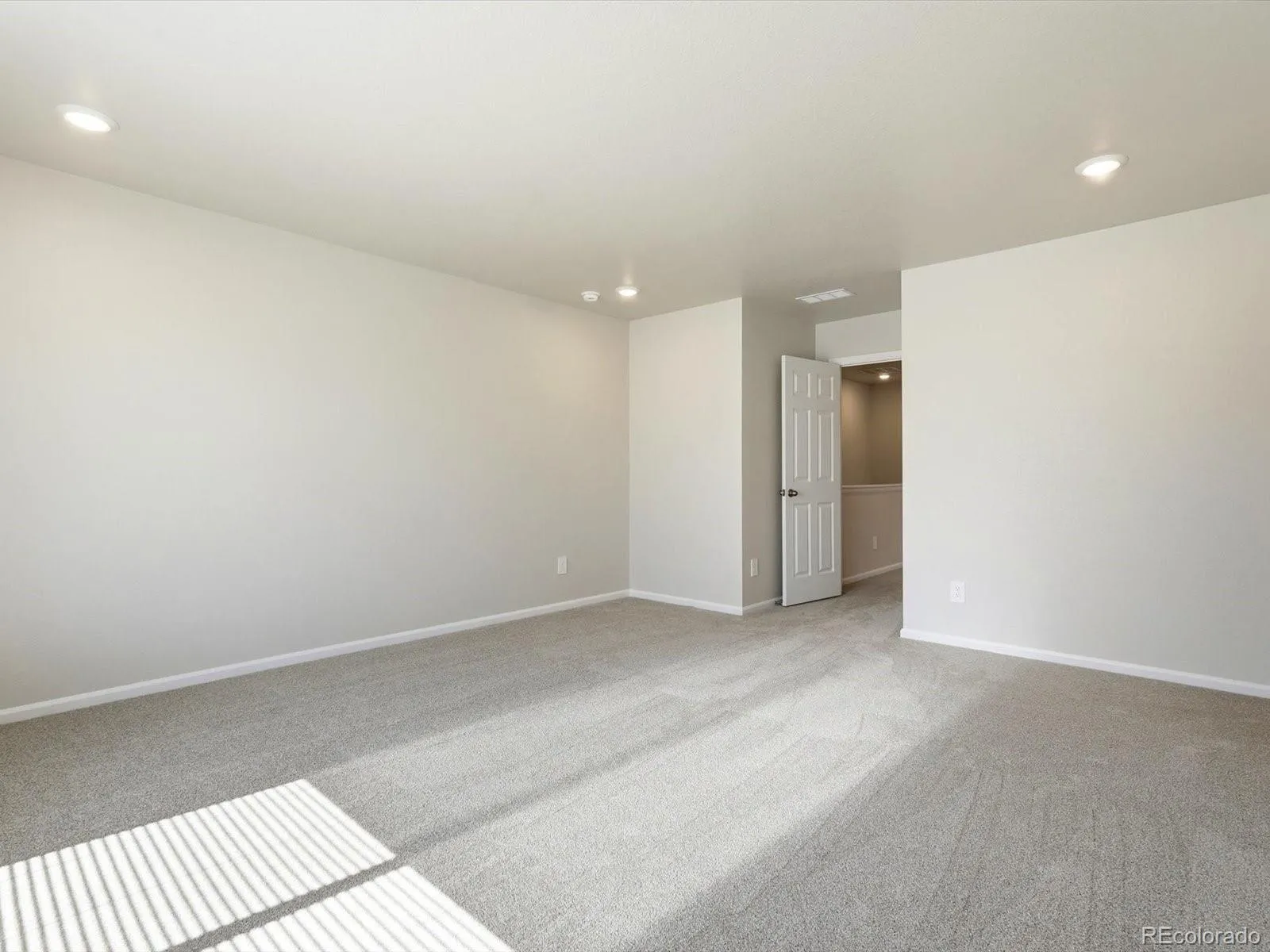 04072026225215 1600 22