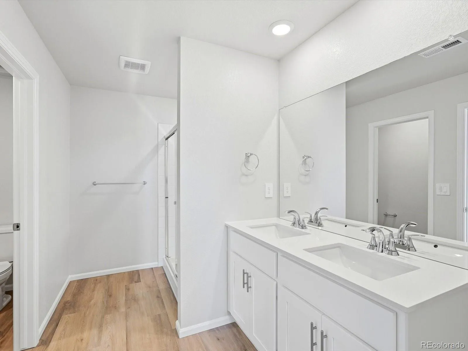 04072026225215 1600 23