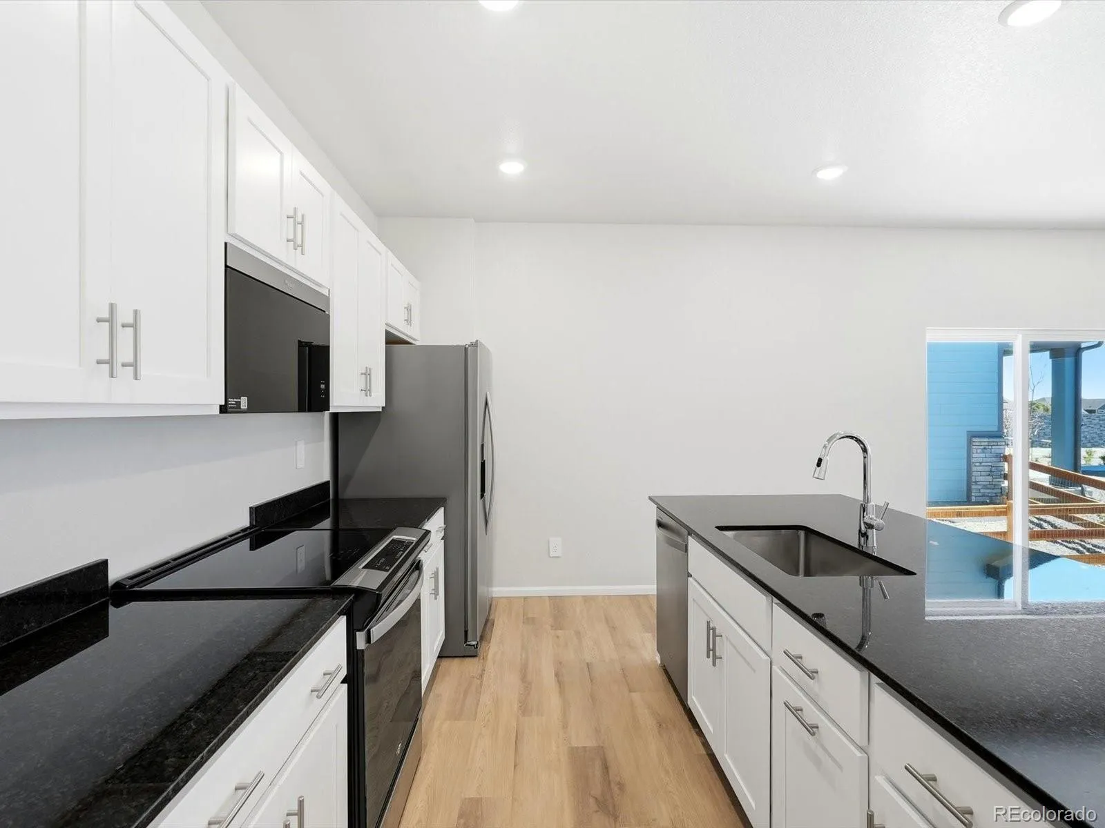 04072026225215 1600 7