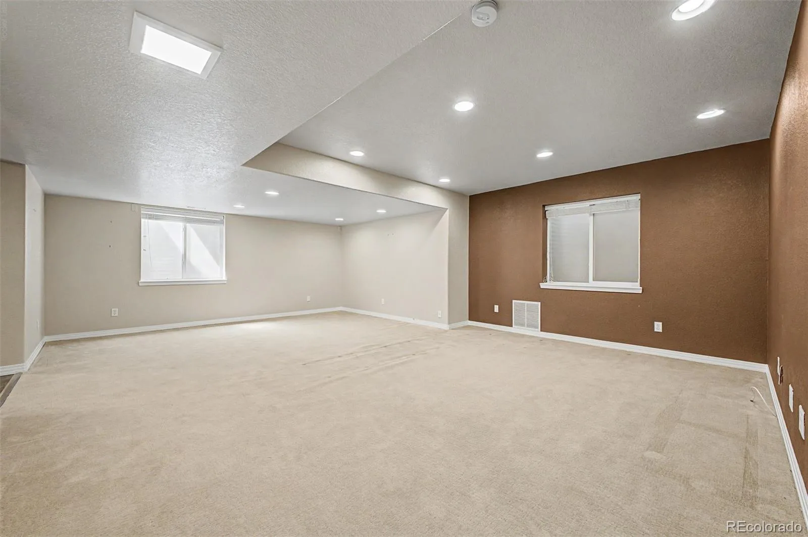 6243 S Blackhawk Court Centennial CO 80111 MLS #REC4035615 06172026213037 1600 24