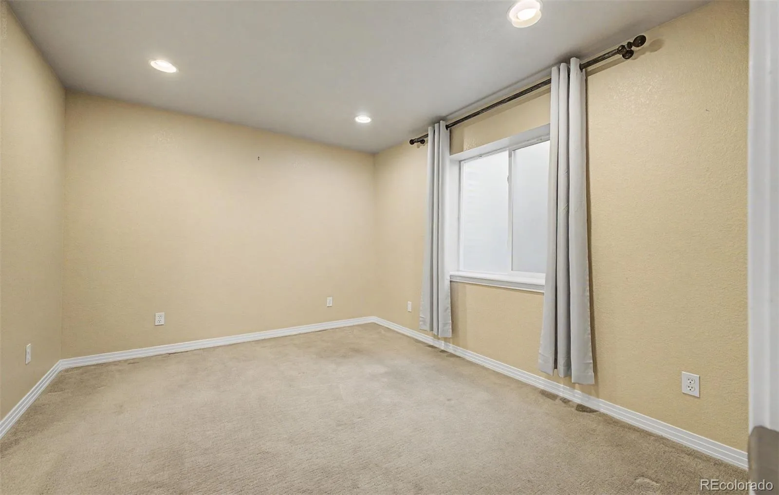 6243 S Blackhawk Court Centennial CO 80111 MLS #REC4035615 06172026213037 1600 31