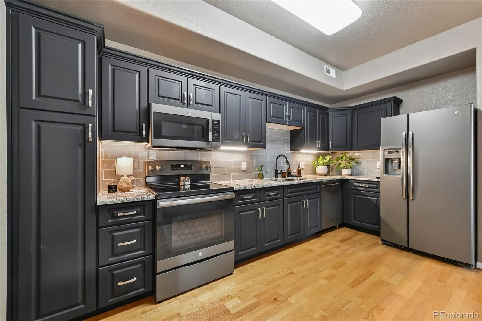 22920 E Roxbury Drive #E Aurora CO 80016 MLS #REC4037257 05282026140714 1600 10