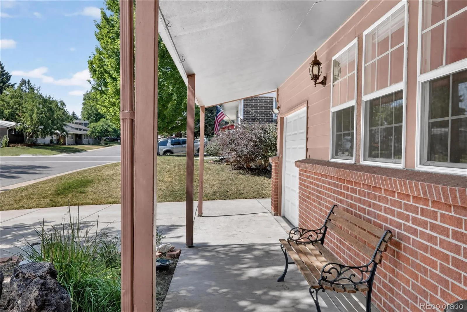 4977 S Perry Street Littleton CO 80123 | MLS #REC4039843 08192026225405 1600 2
