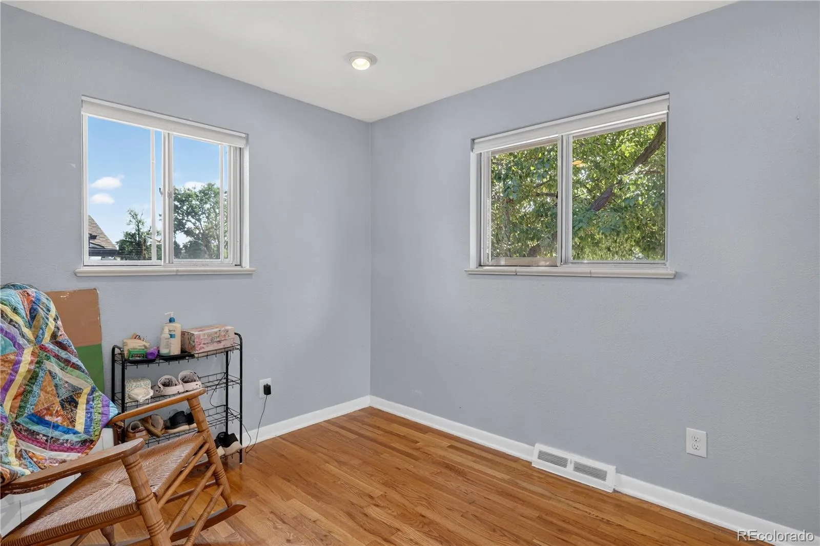 4977 S Perry Street Littleton CO 80123 | MLS #REC4039843 08192026225405 1600 24