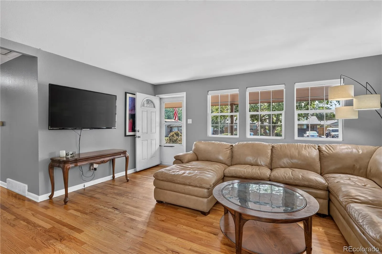 4977 S Perry Street Littleton CO 80123 | MLS #REC4039843 08192026225405 1600 3
