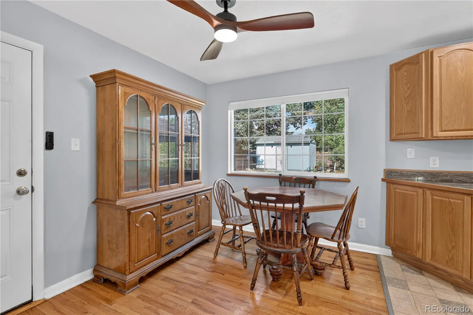 4977 S Perry Street Littleton CO 80123 | MLS #REC4039843 08192026225405 1600 7