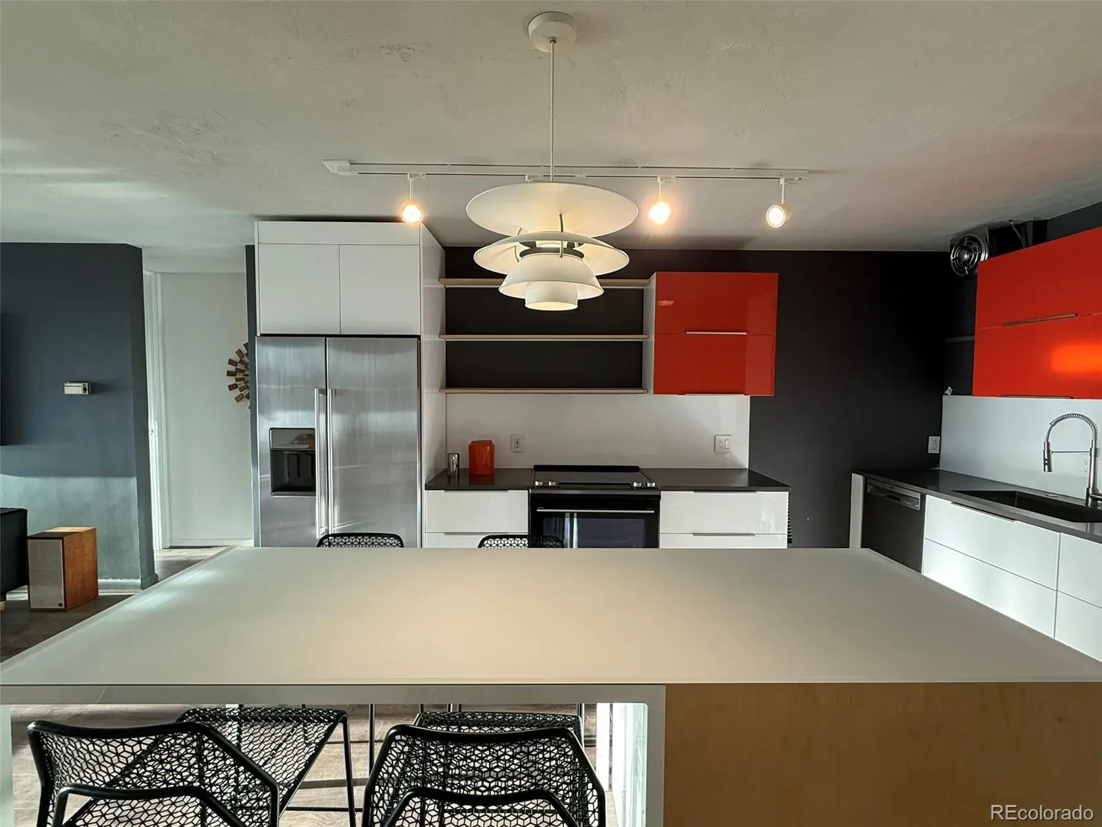 03292026210612 1600 1