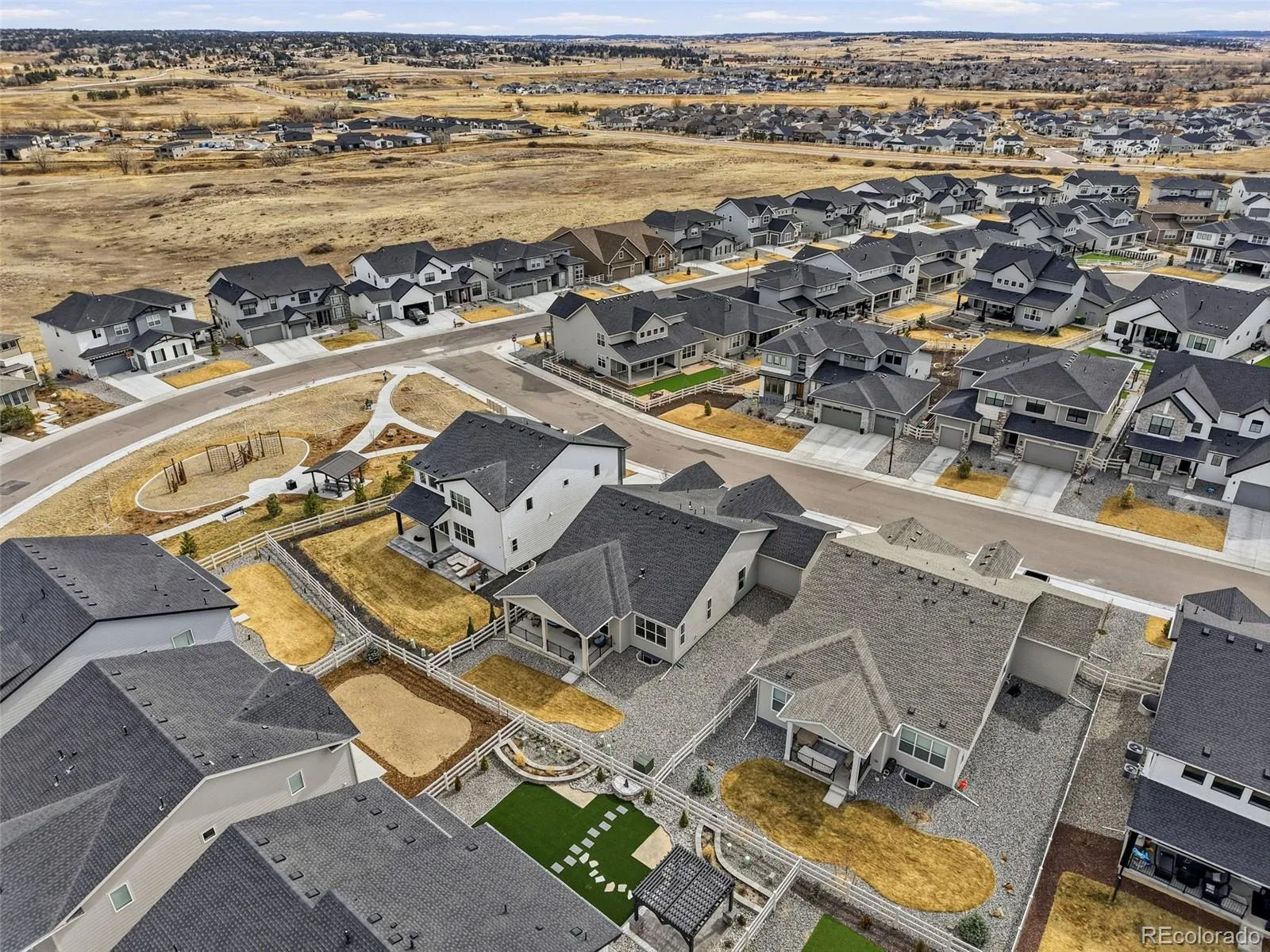 5925 La Posada Place Parker CO 80134 MLS #REC4040527 05222026220522 1600 32