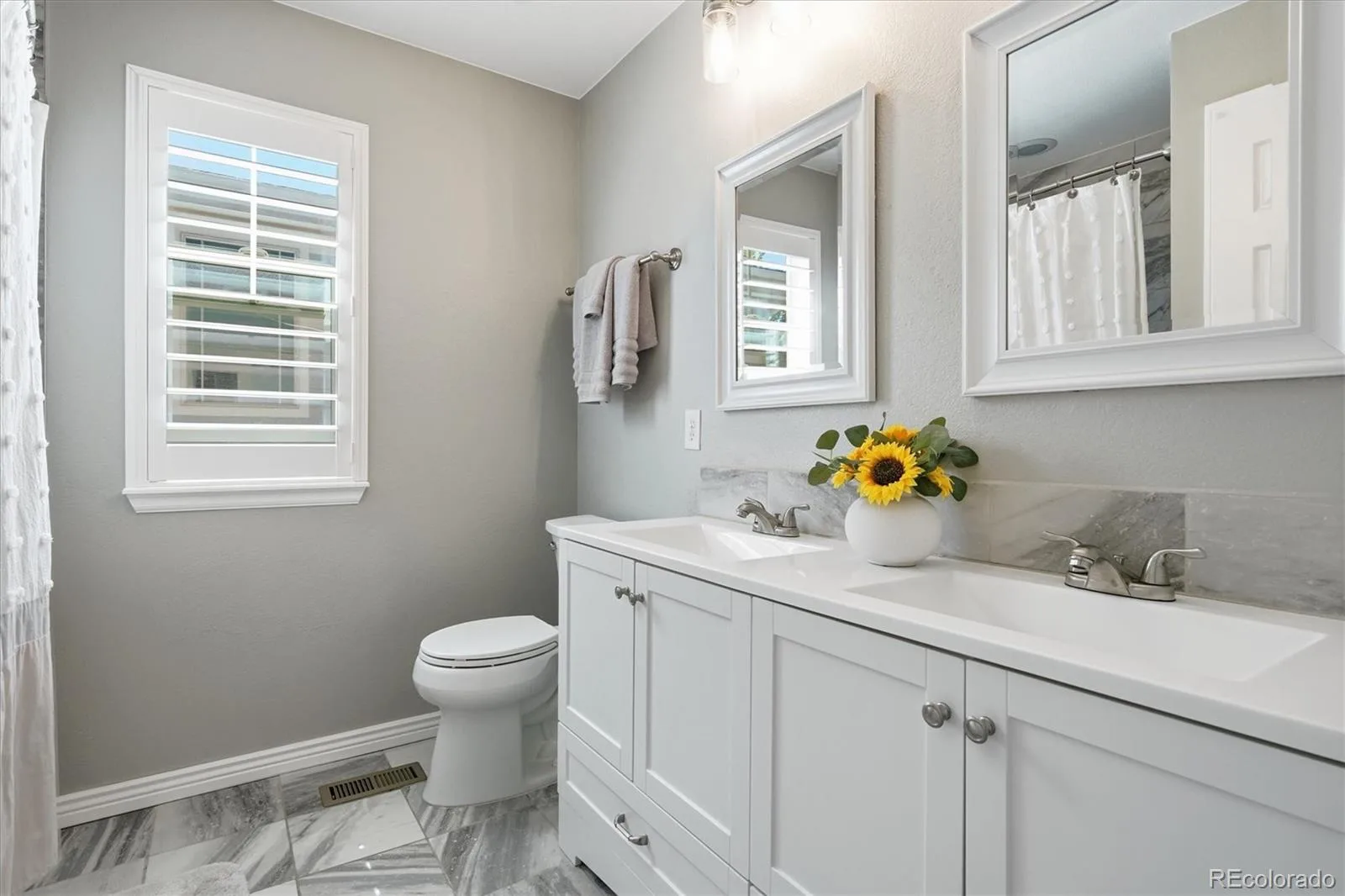 26890 E Roxbury Place Aurora CO 80016 MLS #REC4040806 07132026182428 1600 21