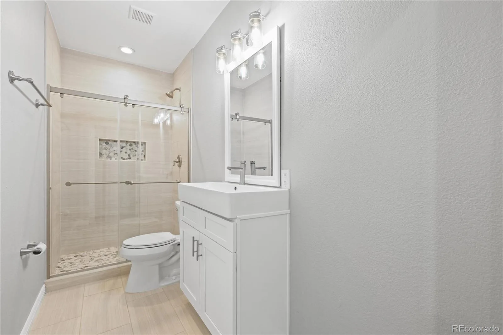 26890 E Roxbury Place Aurora CO 80016 MLS #REC4040806 07132026182428 1600 27