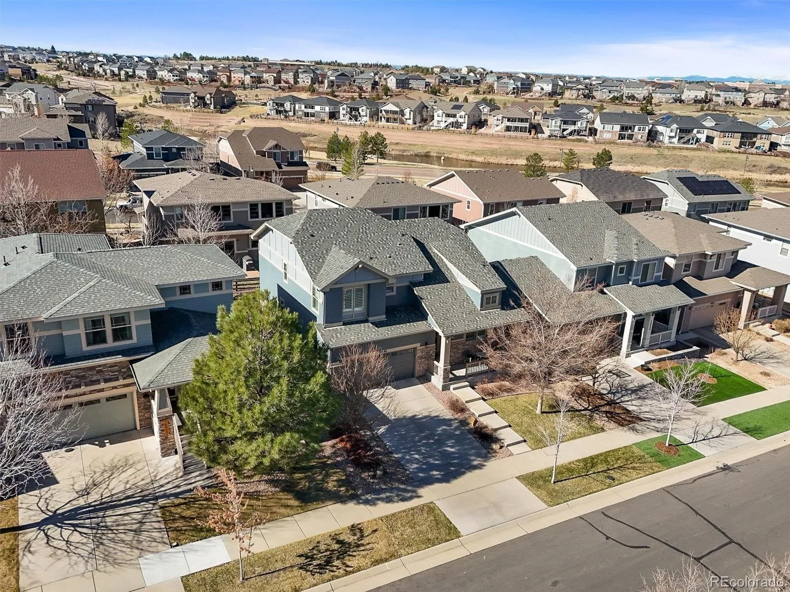 26890 E Roxbury Place Aurora CO 80016 MLS #REC4040806 07132026182428 1600 34