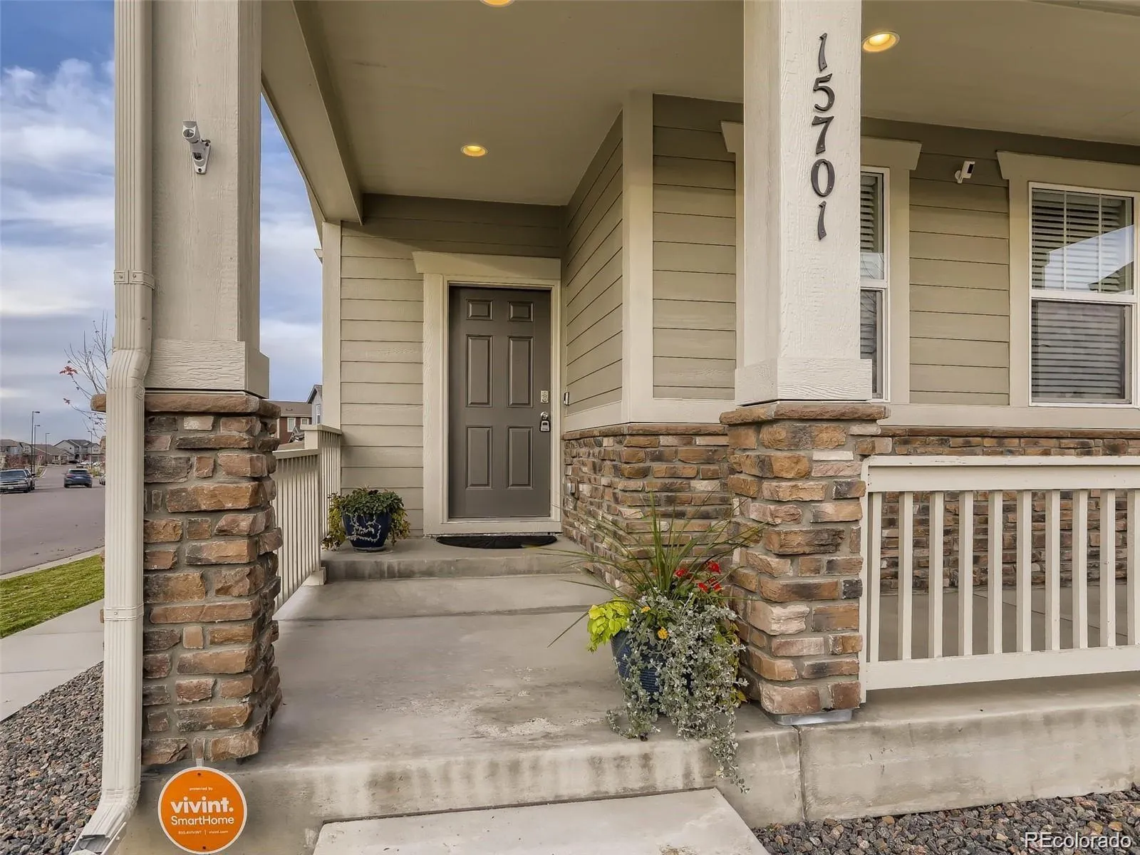 15701 Bolling Drive Denver CO 80239 MLS #REC4040914 05092026054514 1600 1