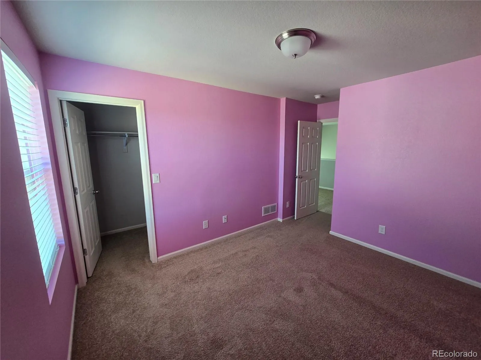 15701 Bolling Drive Denver CO 80239 MLS #REC4040914 05092026054514 1600 14