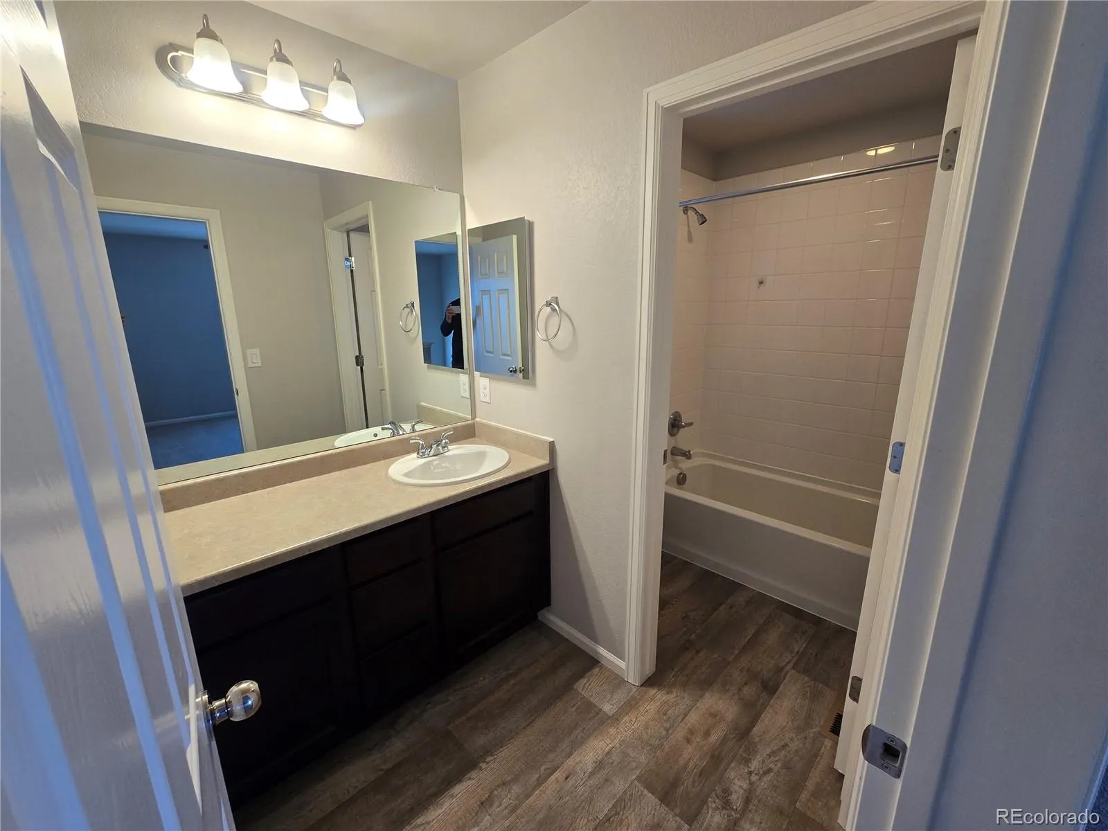 15701 Bolling Drive Denver CO 80239 MLS #REC4040914 05092026054514 1600 15