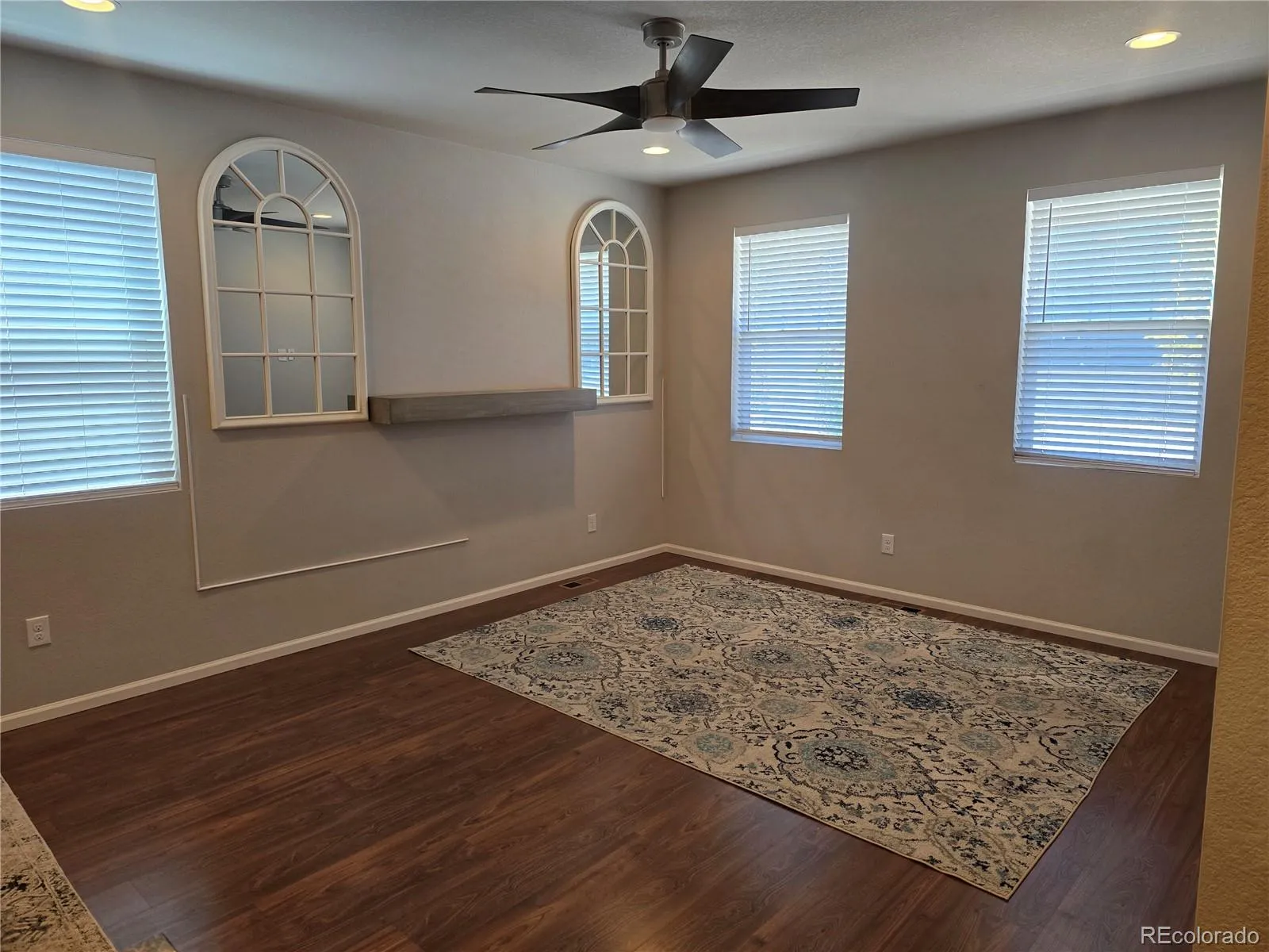15701 Bolling Drive Denver CO 80239 MLS #REC4040914 05092026054514 1600 4