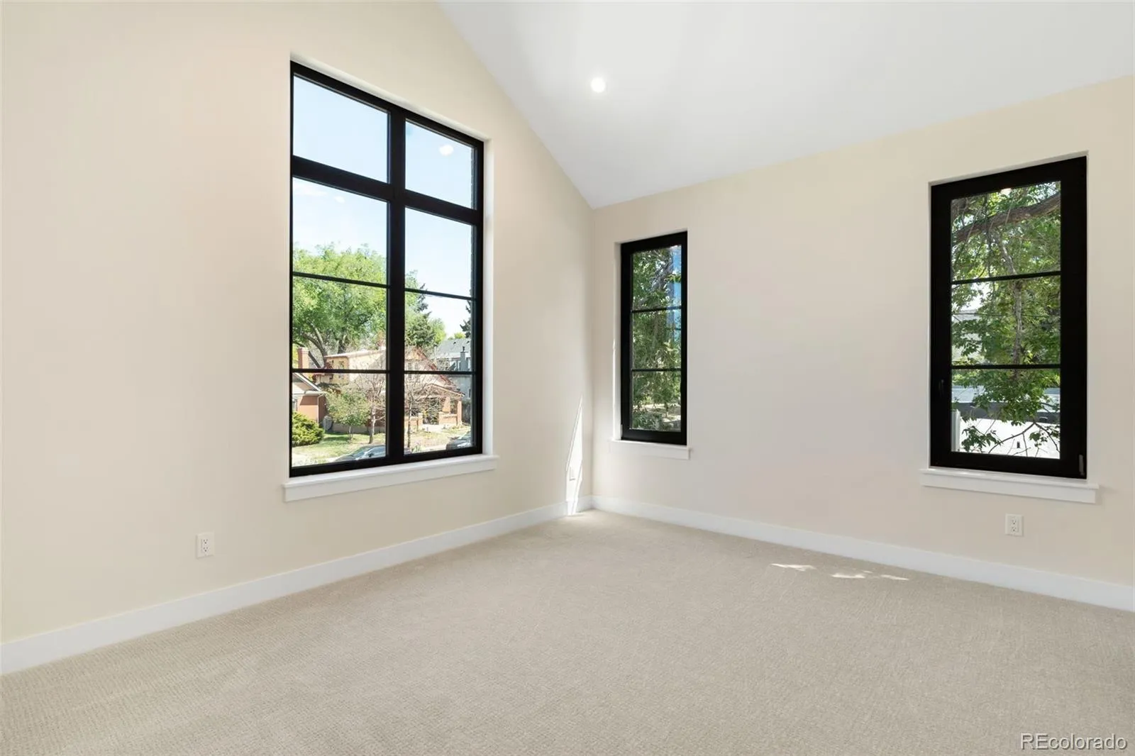 1847 S Clarkson Street Denver CO 80210 MLS #REC4042167 05142026075208 1600 37