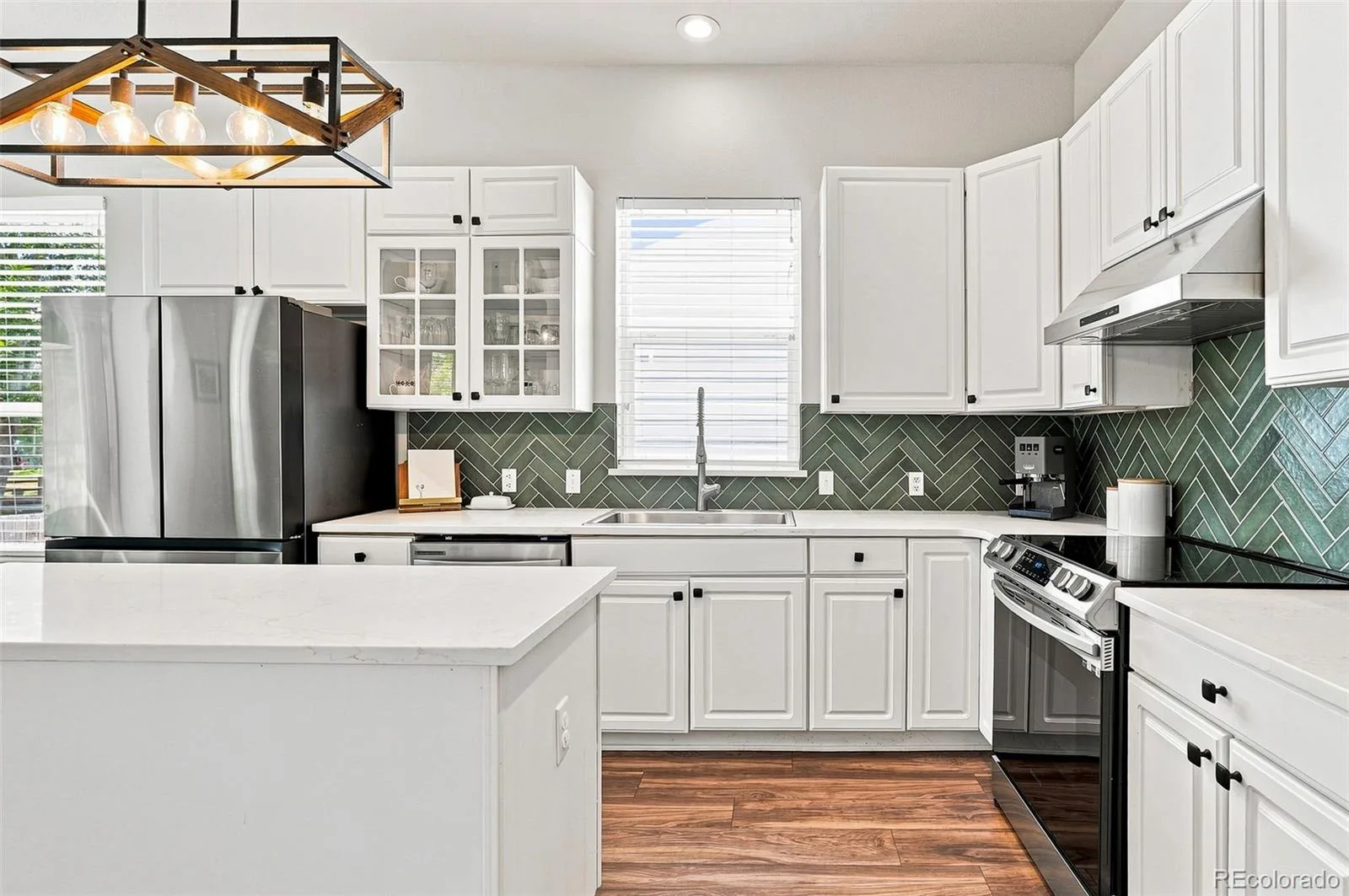 10187 Riverstone Drive Parker CO 80134 MLS #REC4043682 08062026145139 1600 19