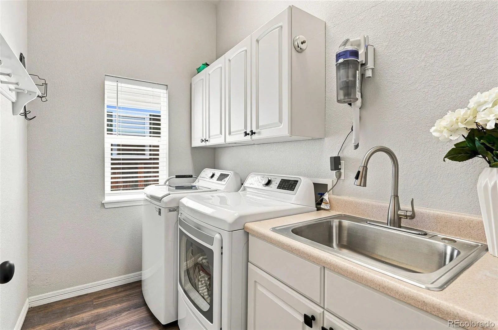 10187 Riverstone Drive Parker CO 80134 MLS #REC4043682 08062026145139 1600 27