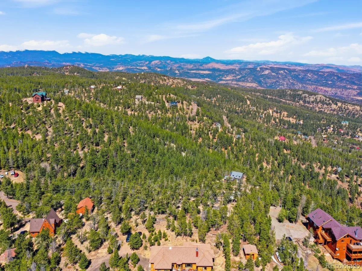 33149 Janelle Circle Golden CO 80403 | MLS #REC4043750 08122026163753 1200 24