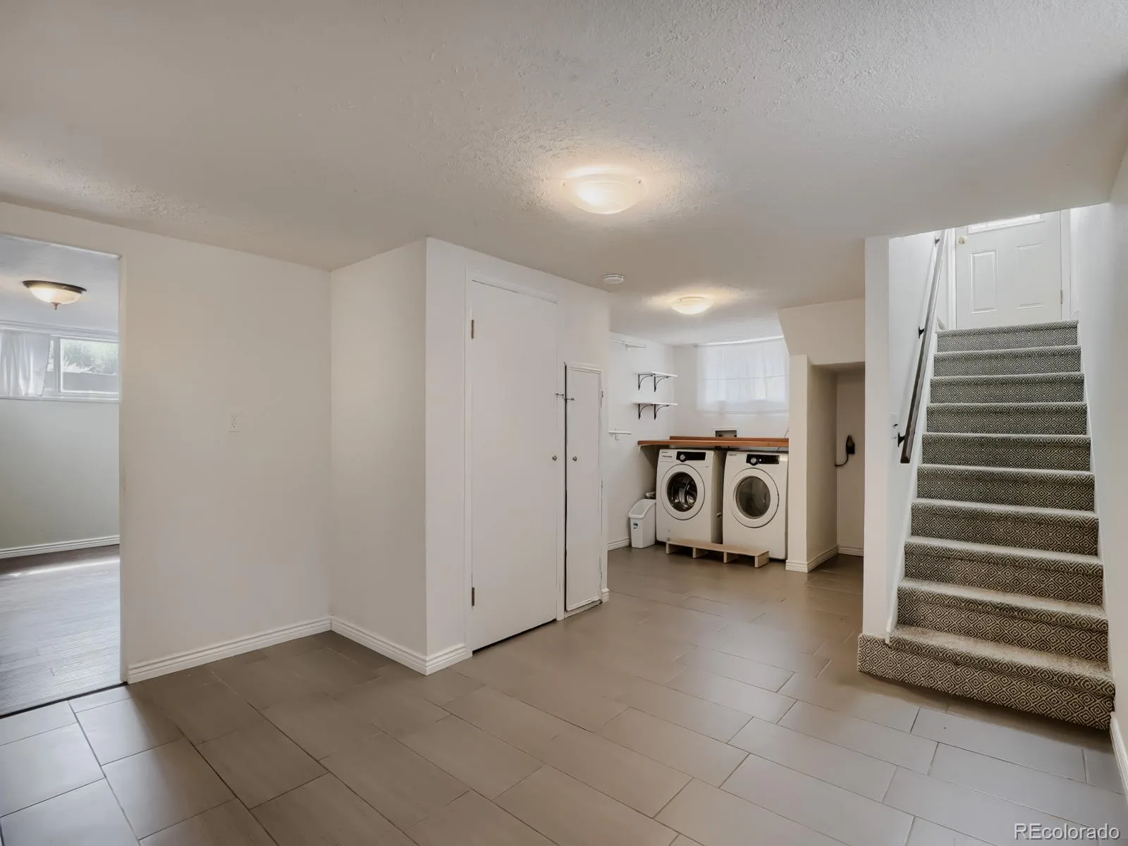 1009 Kenton Street Aurora CO 80010 MLS #REC4044179 06292026171950 1600 18