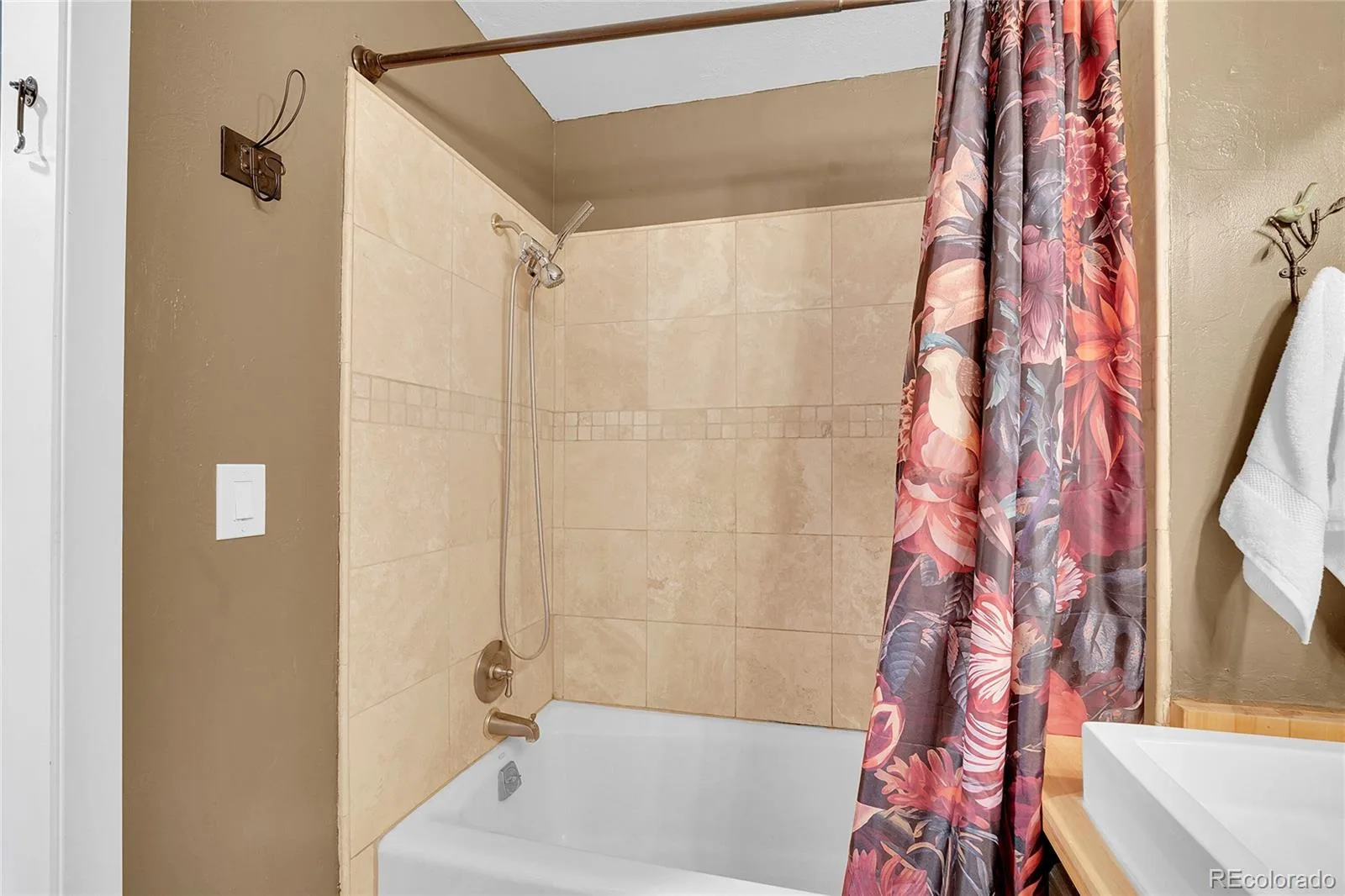 5649 Quinlin Court Parker CO 80134 MLS #REC4045692 06012026132414 1600 18