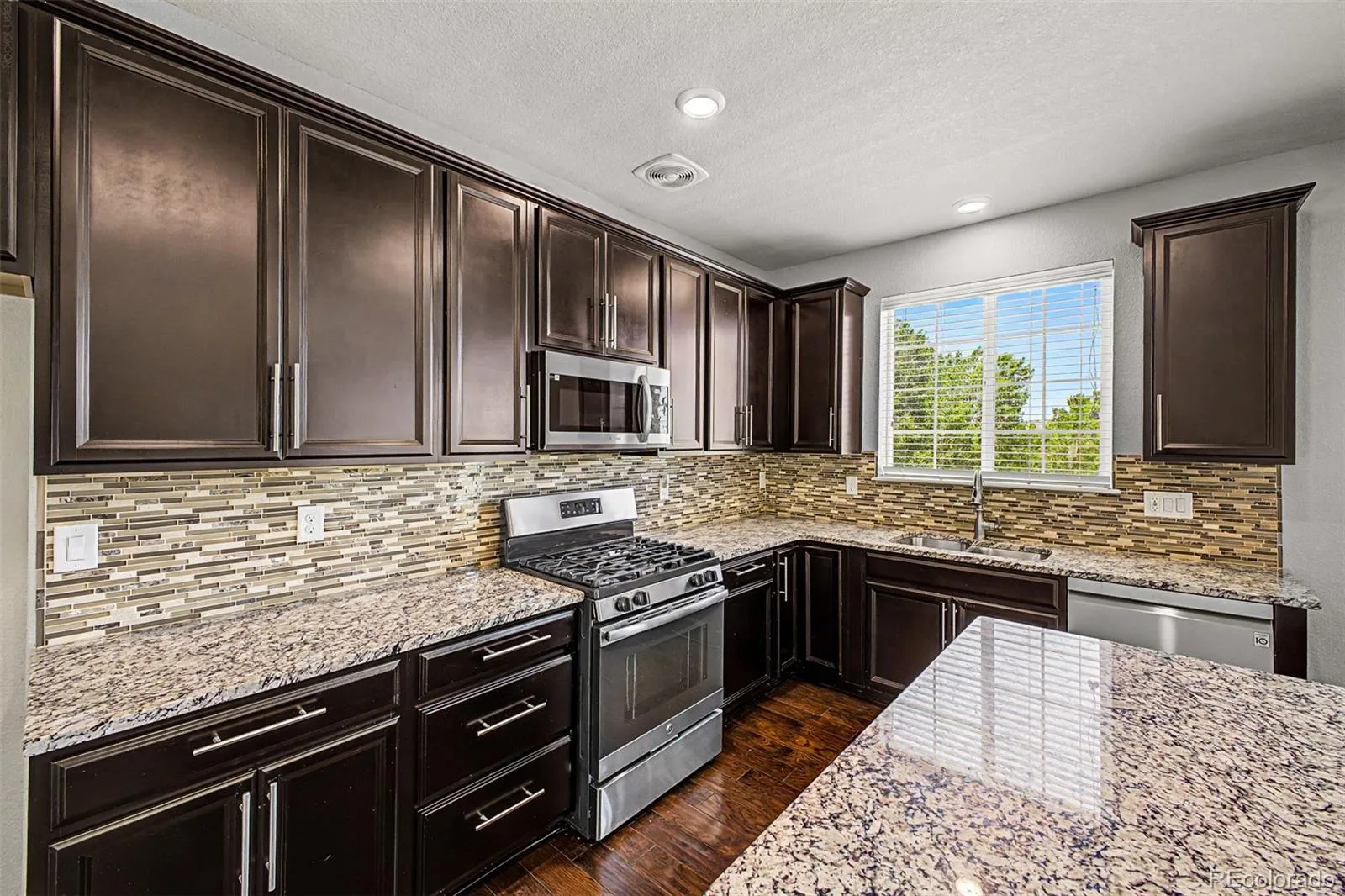 20936 E Duke Place Aurora CO 80013 MLS #REC4046510 06182026232858 1600 16