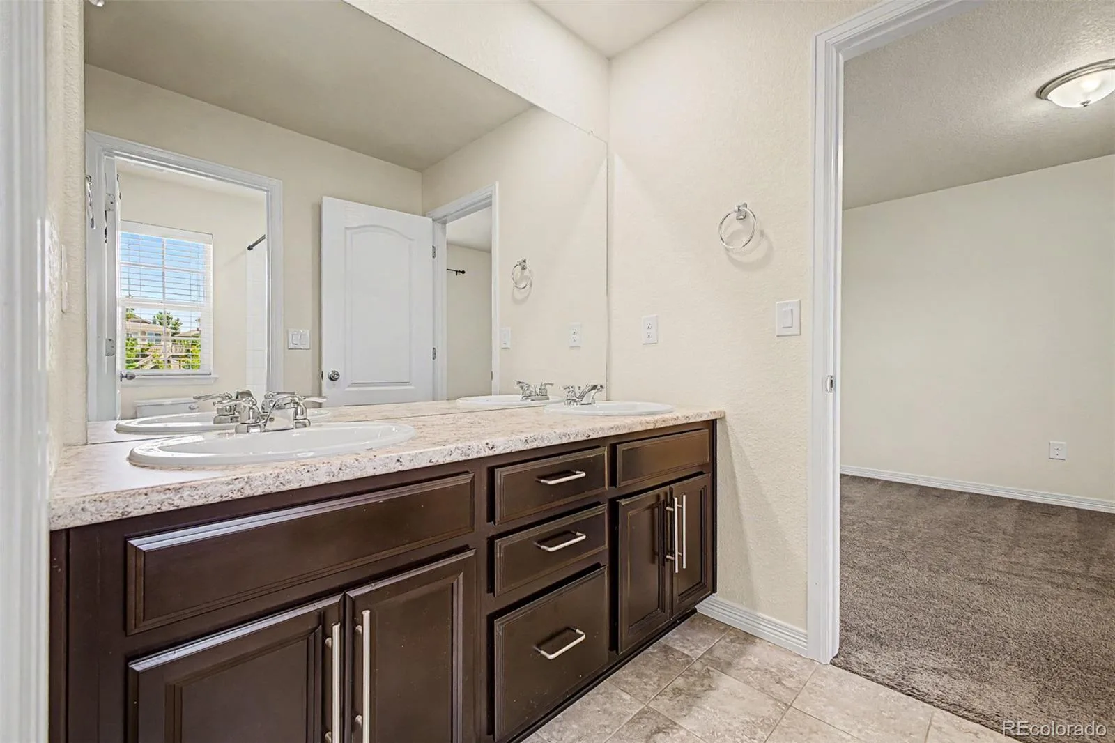 20936 E Duke Place Aurora CO 80013 MLS #REC4046510 06182026232858 1600 29