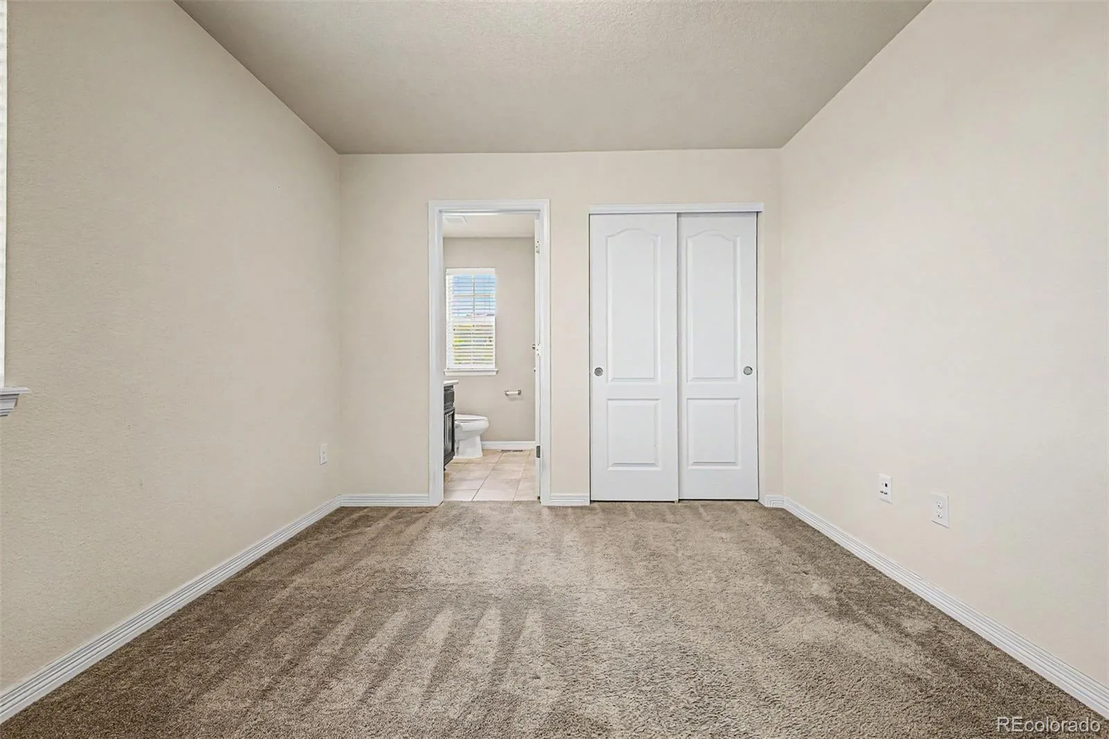 20936 E Duke Place Aurora CO 80013 MLS #REC4046510 06182026232858 1600 32