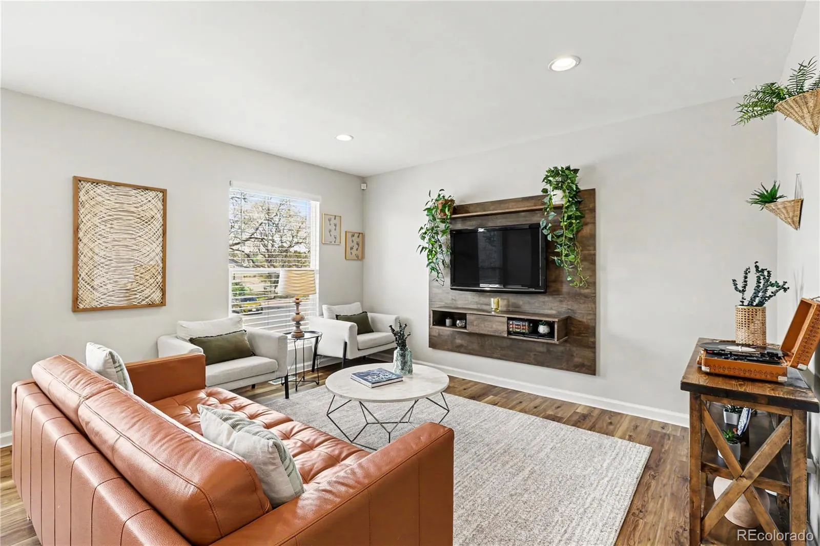 16570 E Baltic Place Aurora CO 80013 MLS #REC4048891 05092026054712 1600 4