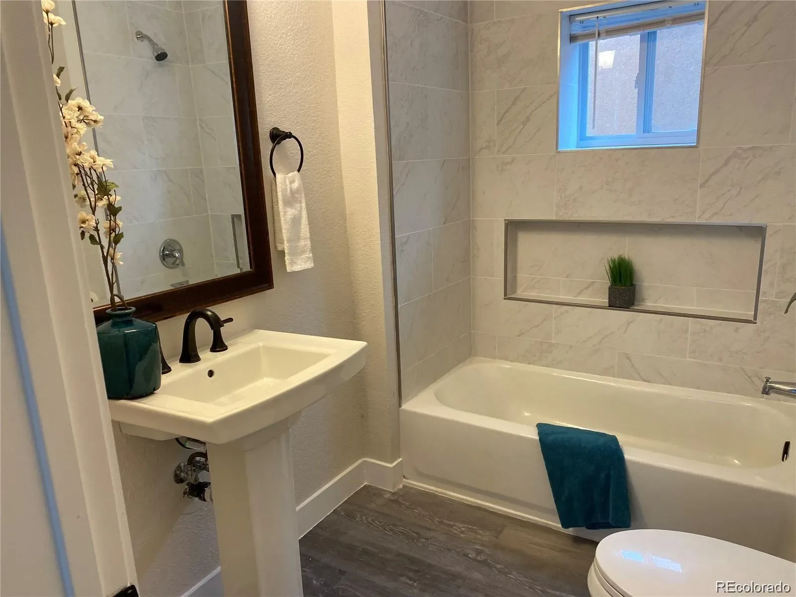 03212026042021 1600 16