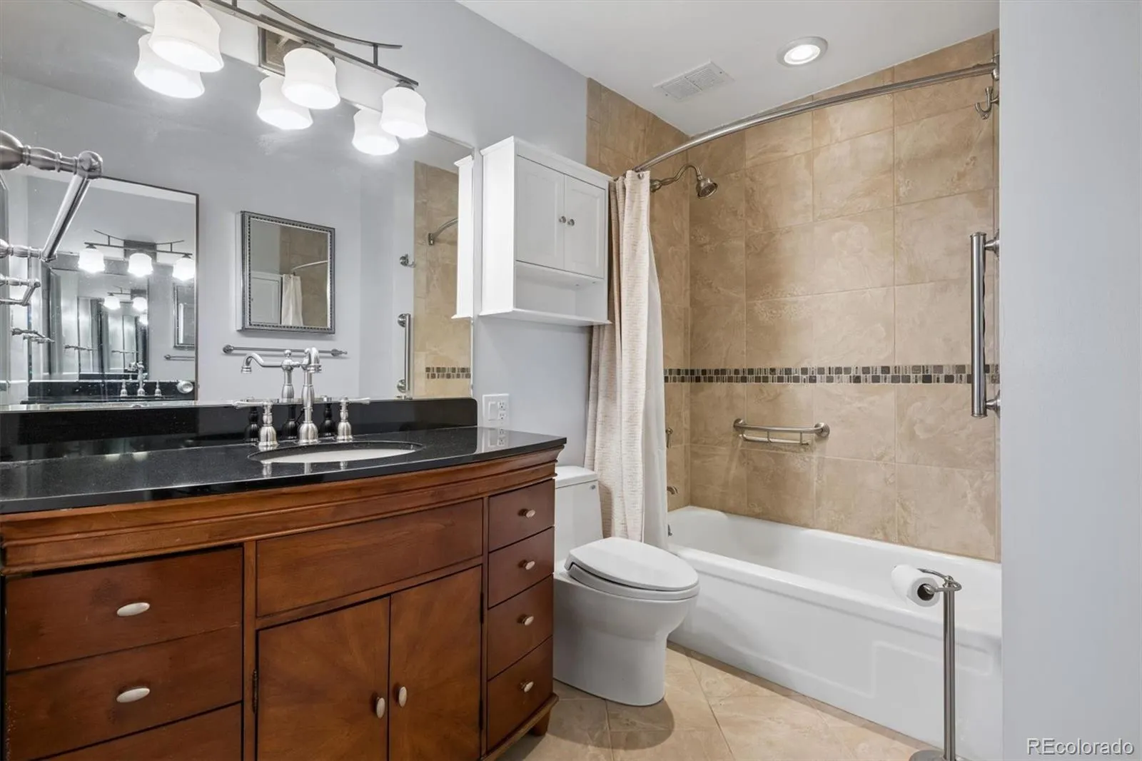 9315 E Center Avenue #2D Denver CO 80247 MLS #REC4053622 05122026190244 1600 11