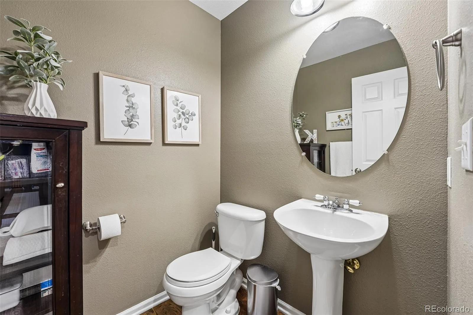 10053 Heywood Street Littleton CO 80130 | MLS #REC4054844 07152026225737 1600 33