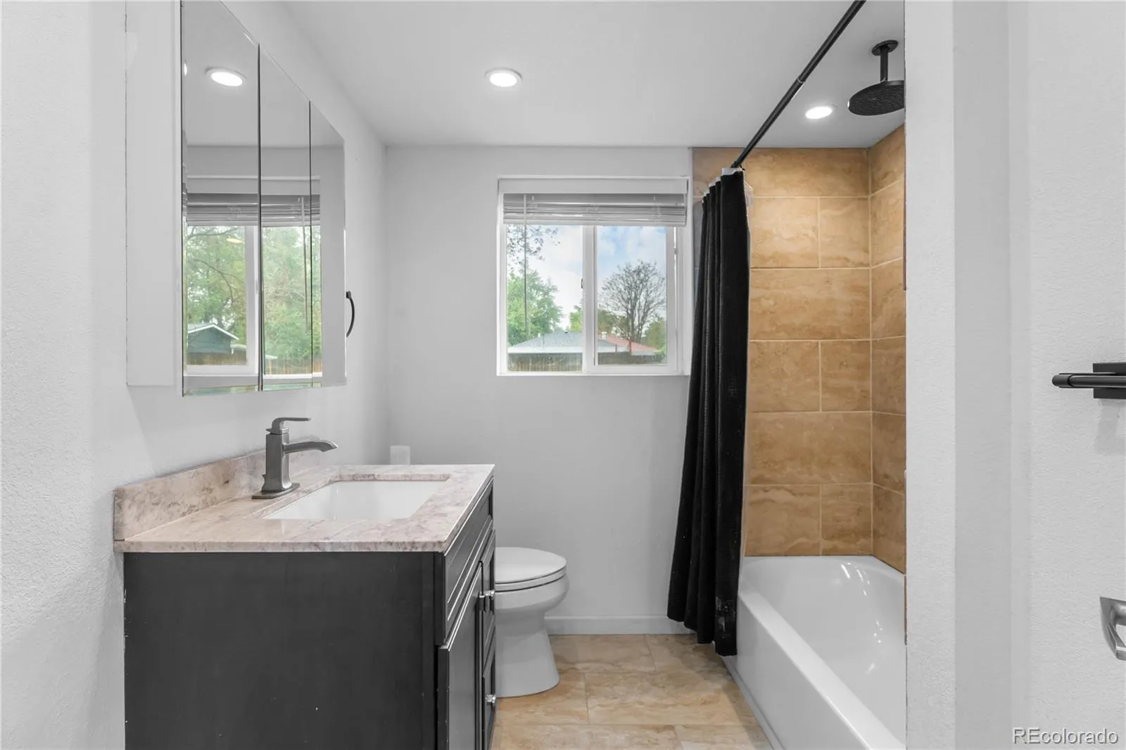 7010 W 44th Avenue Wheat Ridge CO 80033 MLS #REC4057845 05212026005045 1600 25