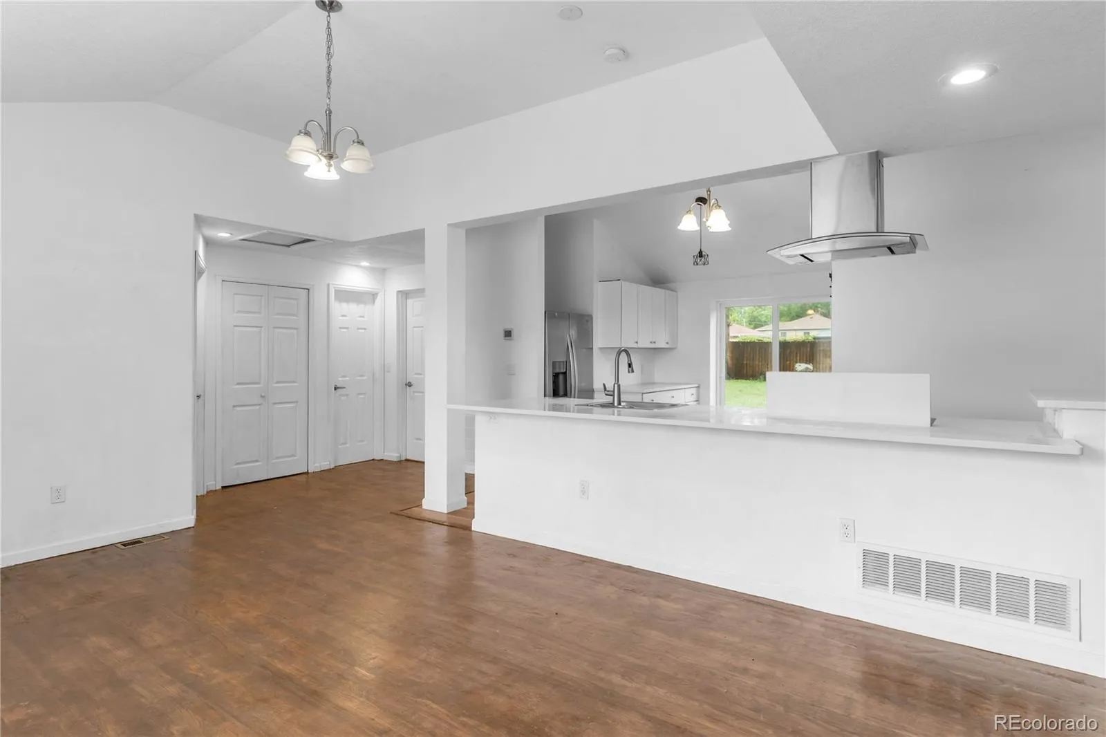 7010 W 44th Avenue Wheat Ridge CO 80033 MLS #REC4057845 05212026005045 1600 3