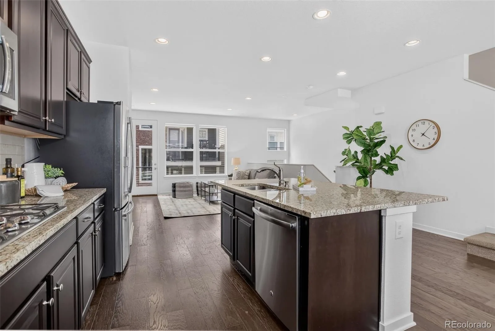 530 E Hinsdale Avenue Littleton CO 80122 | MLS #REC4058081 08272026043321 1600 15