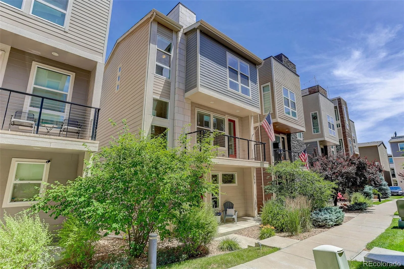 530 E Hinsdale Avenue Littleton CO 80122 | MLS #REC4058081 08272026043321 1600 34