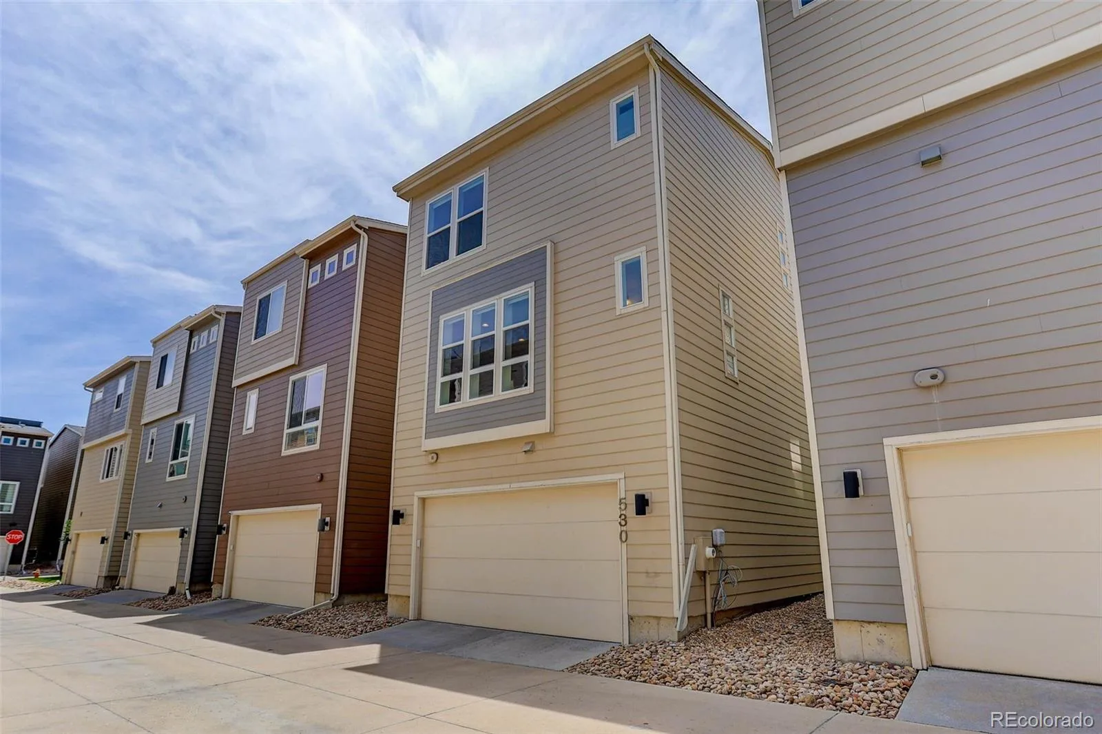 530 E Hinsdale Avenue Littleton CO 80122 | MLS #REC4058081 08272026043321 1600 37