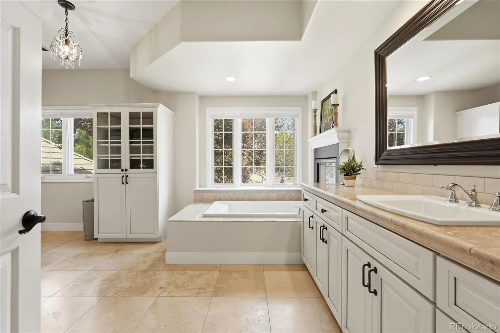 4591 Christensen Circle Littleton CO 80123 | MLS #REC4060330 08262026233709 1600 29