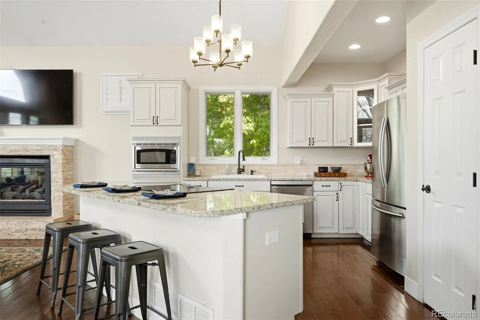 4591 Christensen Circle Littleton CO 80123 | MLS #REC4060330 08262026233709 1600 8