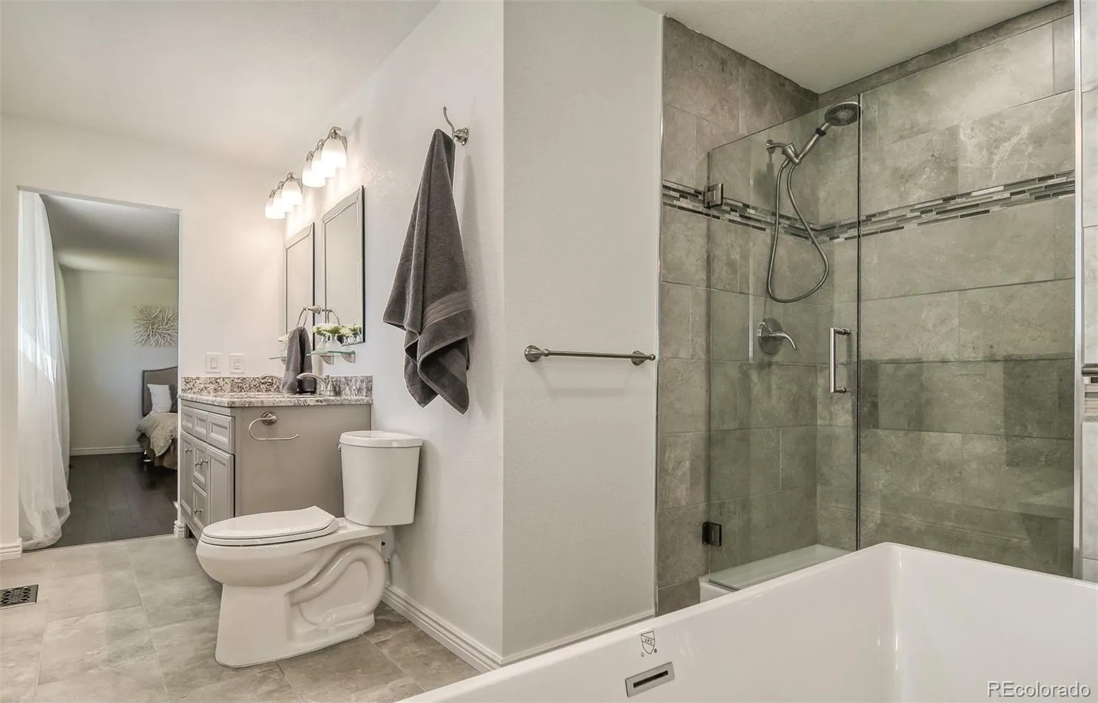 8246 S Dover Street Littleton CO 80128 MLS #REC4060491 05232026182316 1600 13